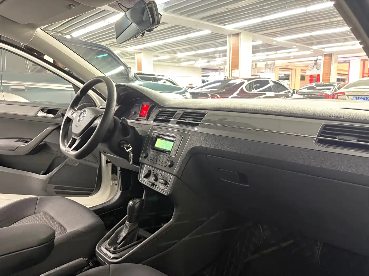 Volkswagen Santana 2017 Gran Santana 1.6L Auto Trendline фото 10