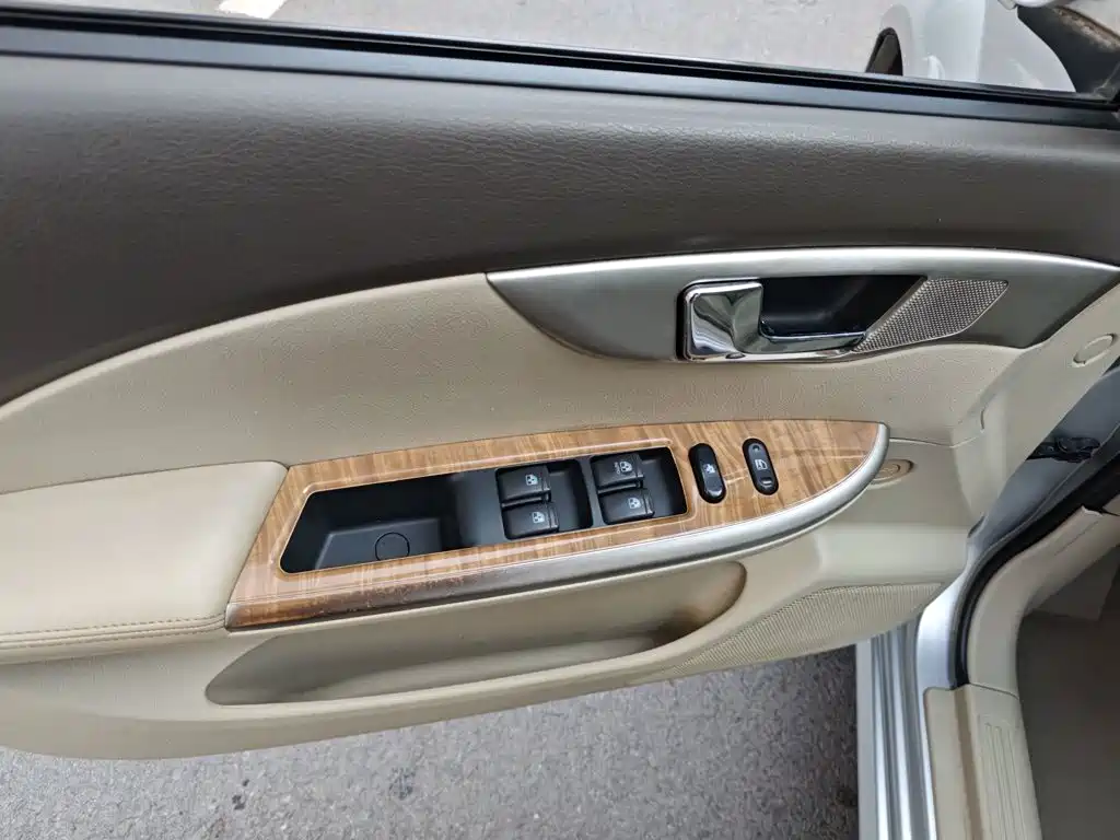 Фото 12 - Buick Excelle