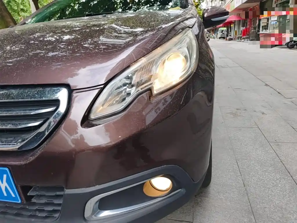 Peugeot 2008 2014 1.6L Automatic Fashion Edition фото 24