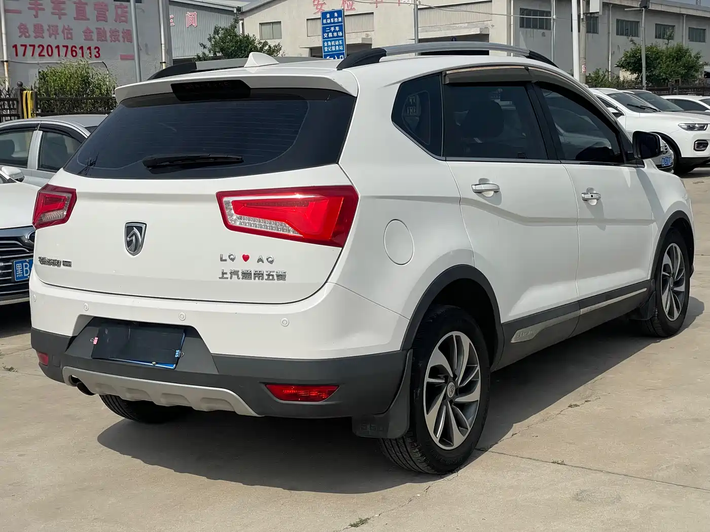 Фото 12 - Baojun 560