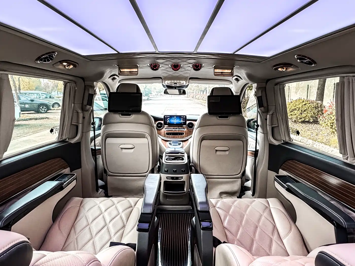 MERCEDES-BENZ V CLASS