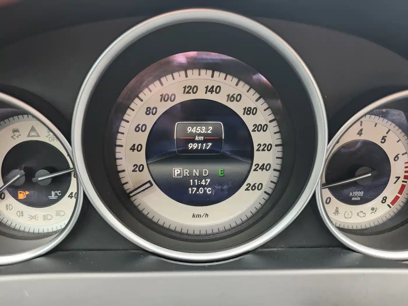 Mercedes-Benz C-Class 2013 C 260 Elegance Grand Edition фото 13