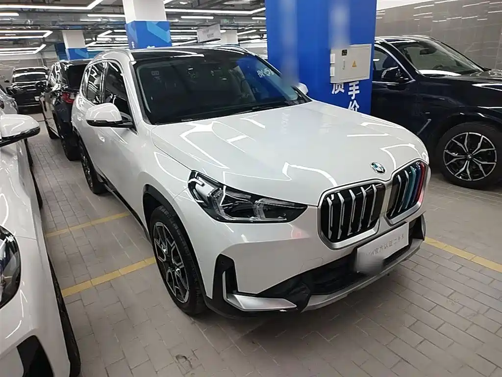 BMW X1 2023 sDrive25Li X Design Package фото 4