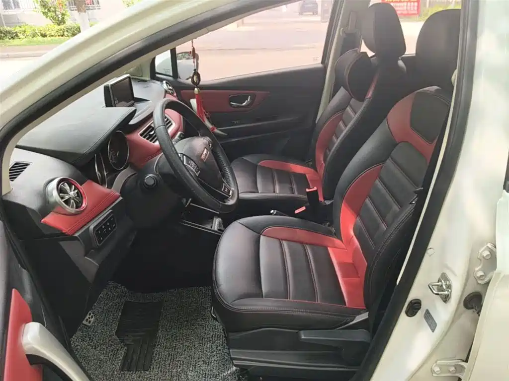 Haval H1 2015 1.5L Manual Luxury фото 15