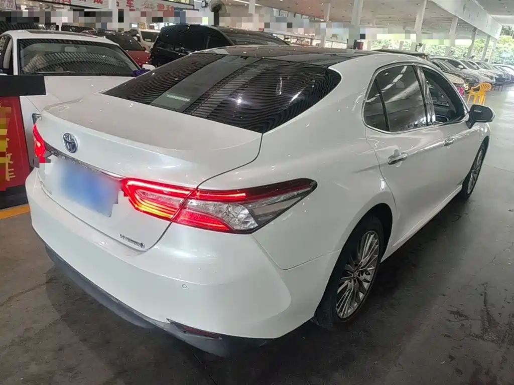 Toyota Camry 2019 Hybrid 2.5HG Luxury Edition China VI фото 7