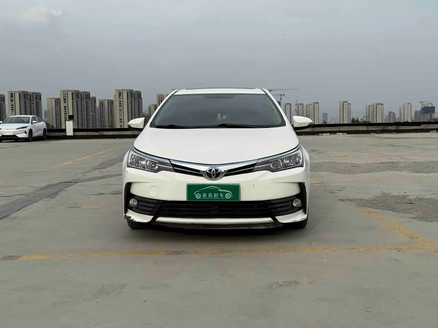 Toyota Corolla 2017 Facelift 1.2T S-CVT GL-i фото 2