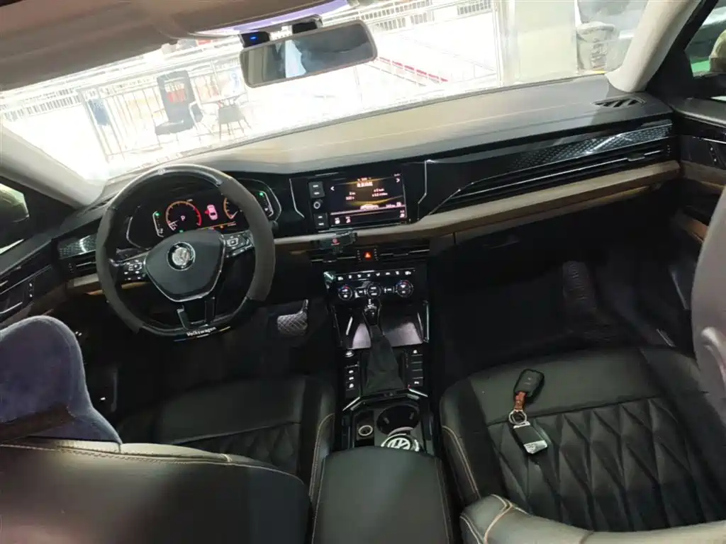 Volkswagen Passat 2019 Model 330TSI Luxury Edition China V фото 10