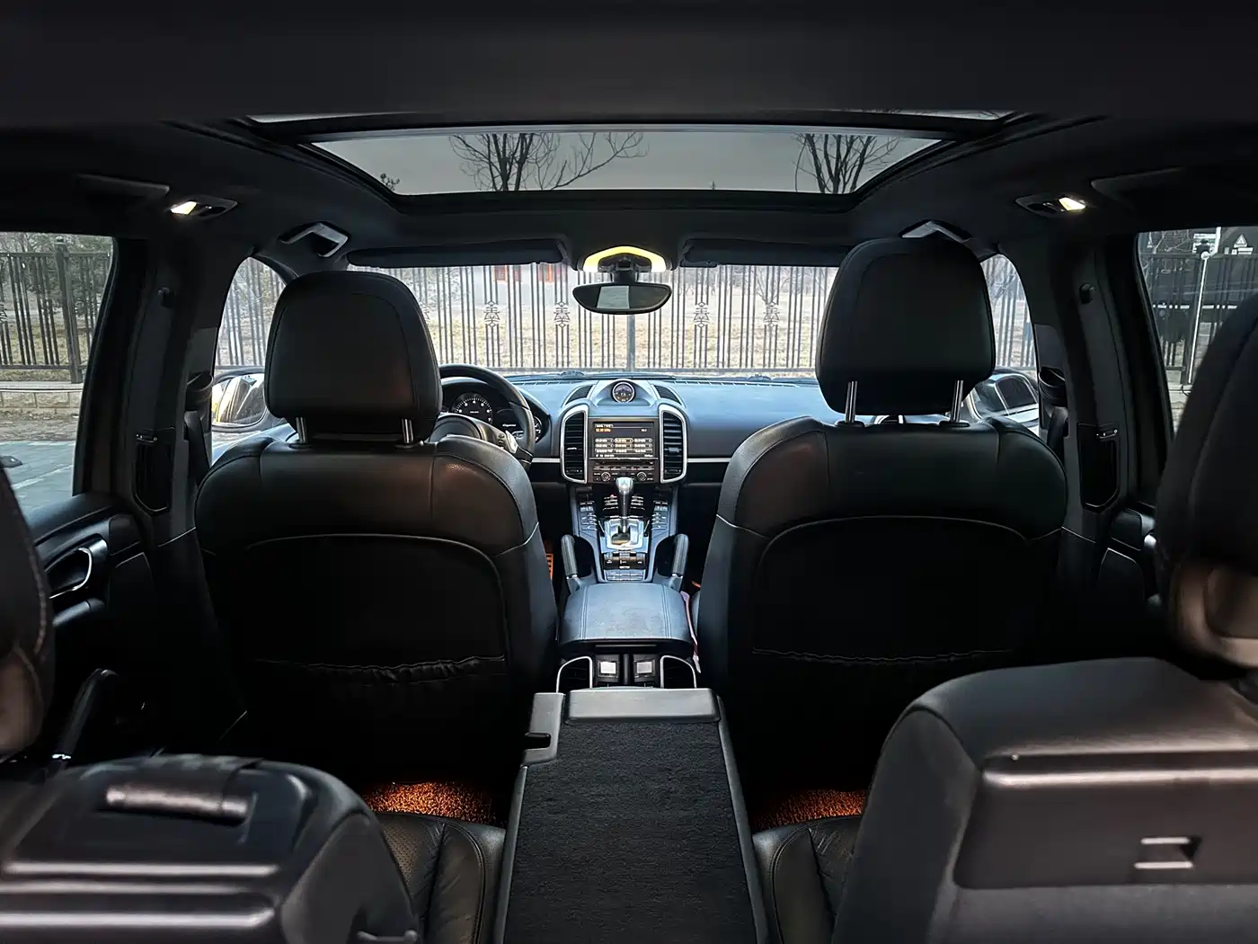 Porsche Cayenne 2014 Cayenne Platinum Edition 3.0T фото 17