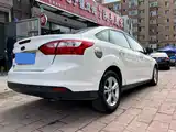 Фото 4 - Ford Focus