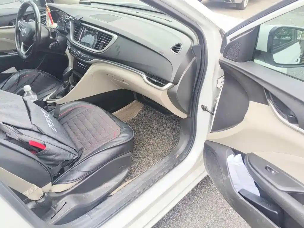 Photo 10 - Buick Excelle