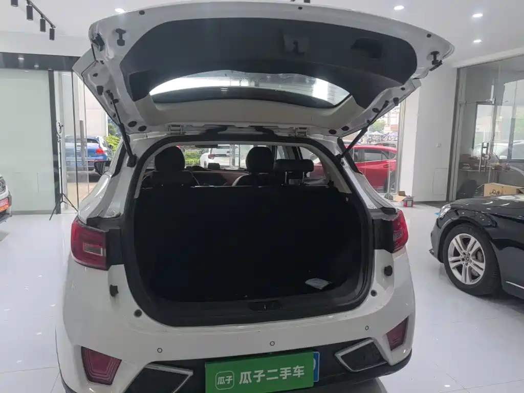 Zotye T300 2018 2017 1.5T CVT Premium