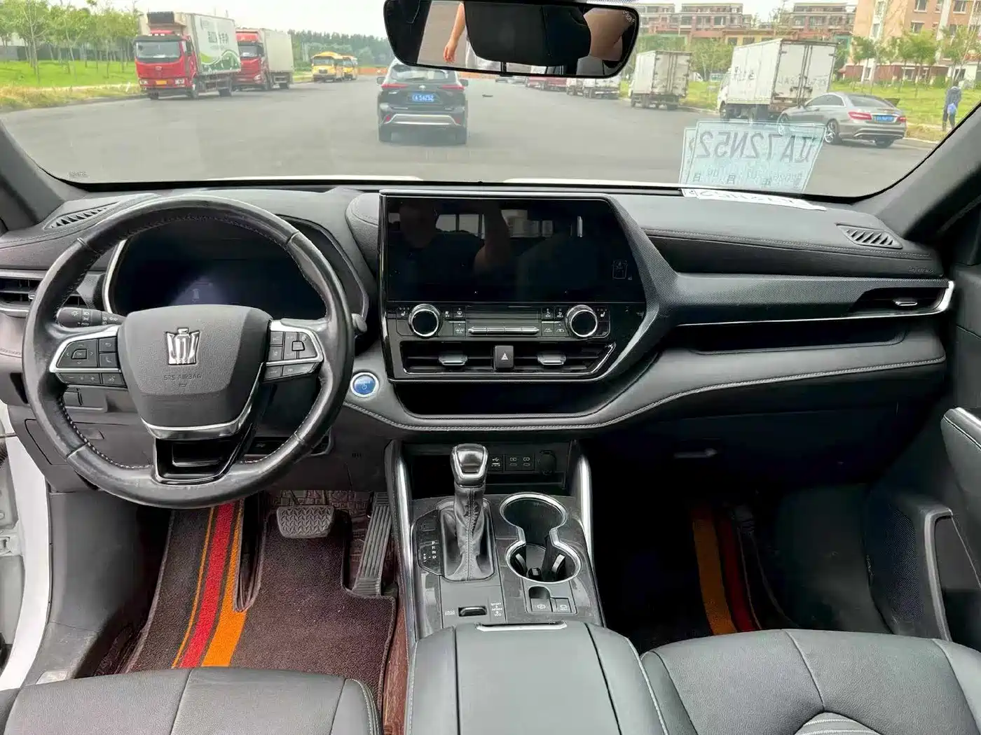 Фото 5 - Toyota Crown Kluger