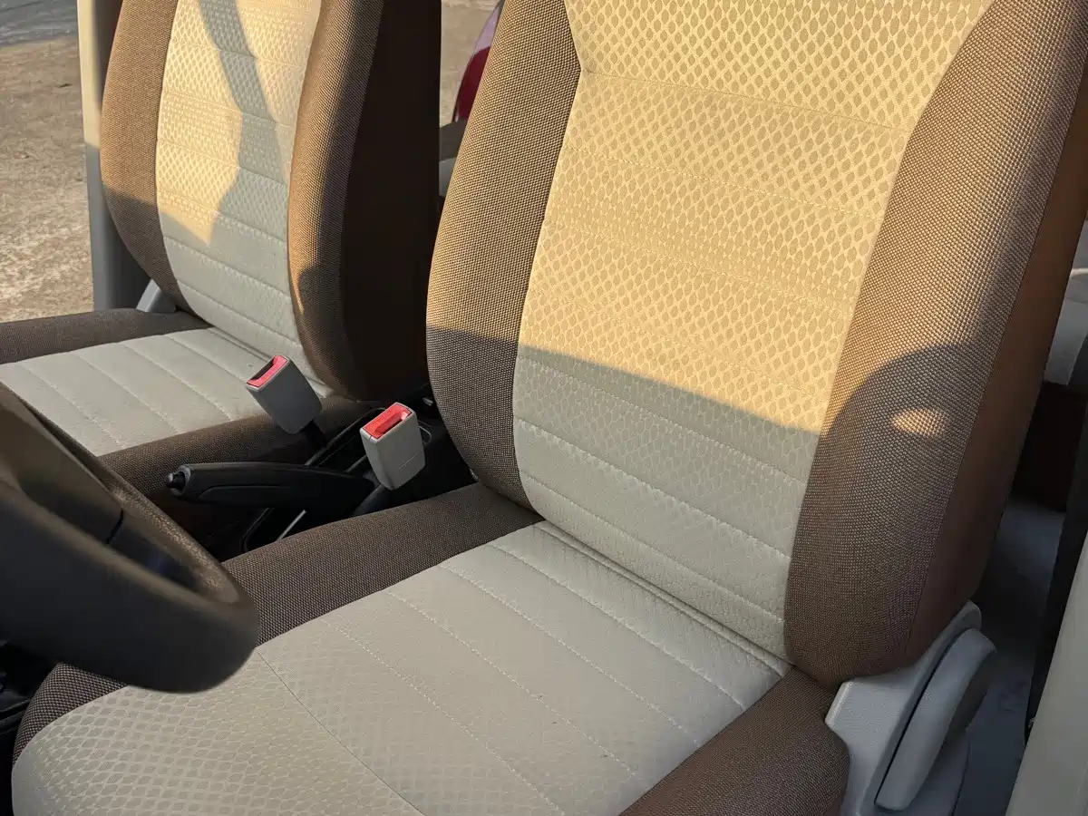 Venucia R30 2016 2016 1.2L Manual Premium Edition