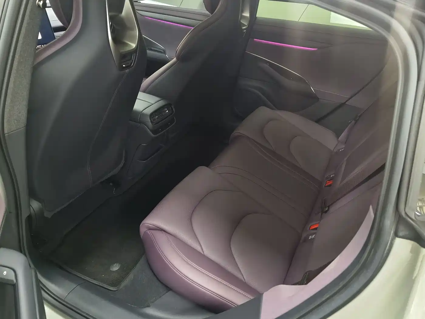 Xiaomi Auto Xiaomi SU7 2024 RWD Long Range Intelligent Driving Edition фото 9