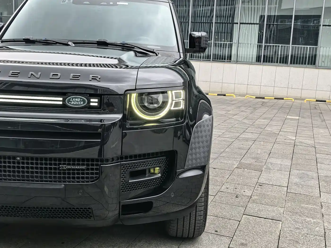 Land Rover Defender 2022 110 P400 X-DYNAMIC HSE фото 20