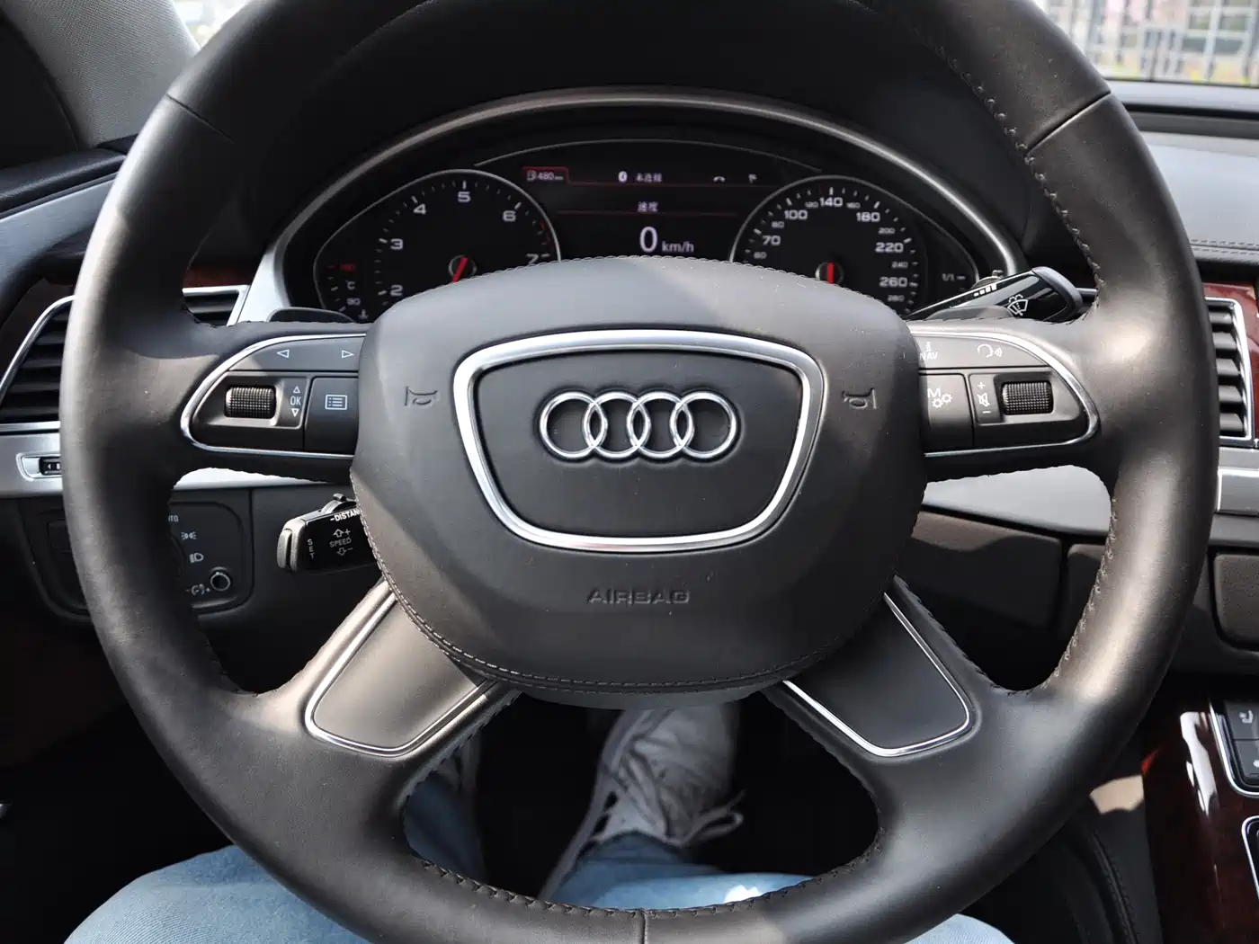 Audi A8 2011 A8L 3.0 TFSI quattro Premium (245kW) фото 8