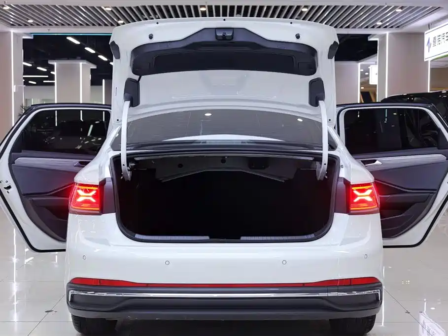 Volkswagen Sagitar 2025 Facelift 300TSI DSG Beyond Edition фото 32