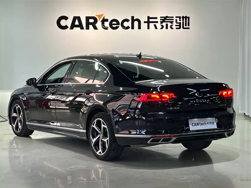 Volkswagen Magotan 2023 Model 2 Million Commemorative Edition 330TSI DSG Luxury фото 7