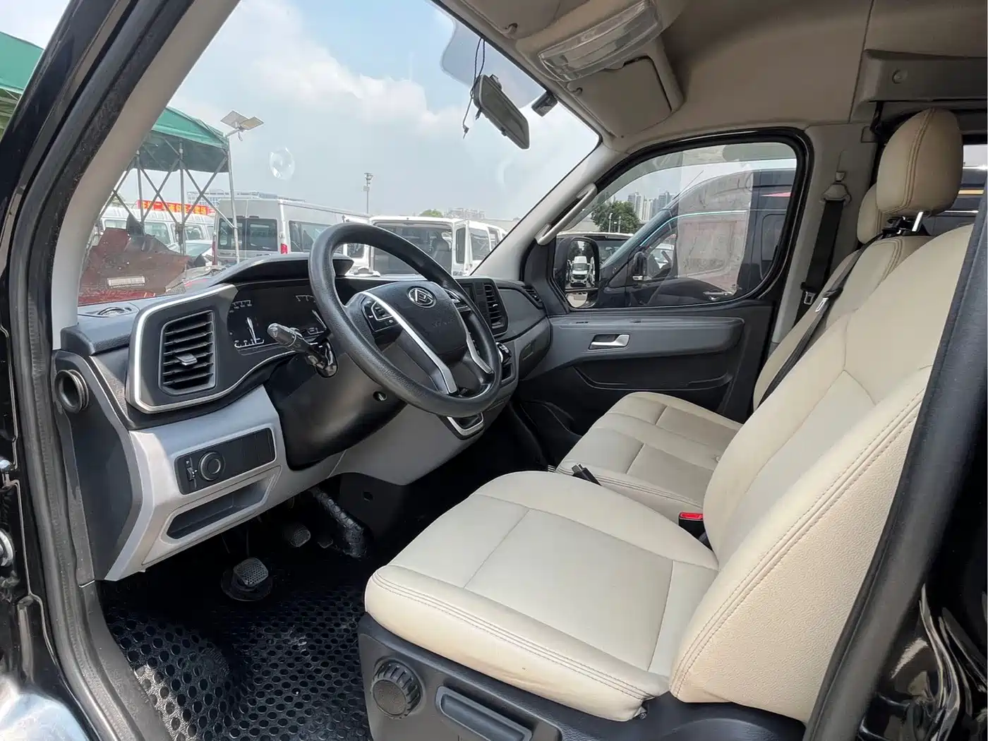 Фото 7 - Maxus Xintu V80