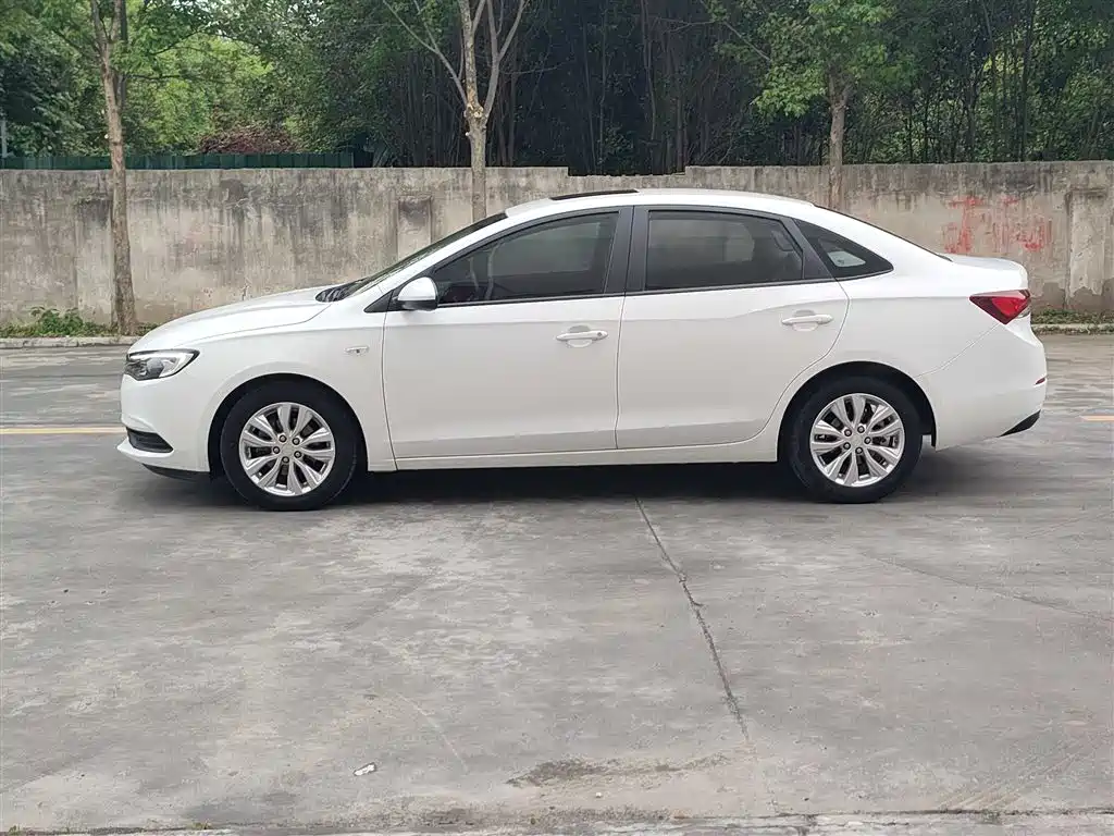 Buick Excelle 2021 Exemplar 1.5L Auto Elite фото 13
