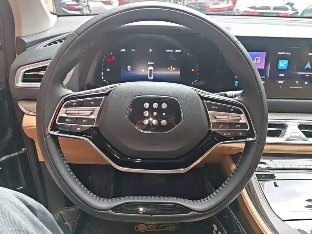 Landian E5 2024 2023 1.5L DE-i 100KM Enjoyment 7-seater
