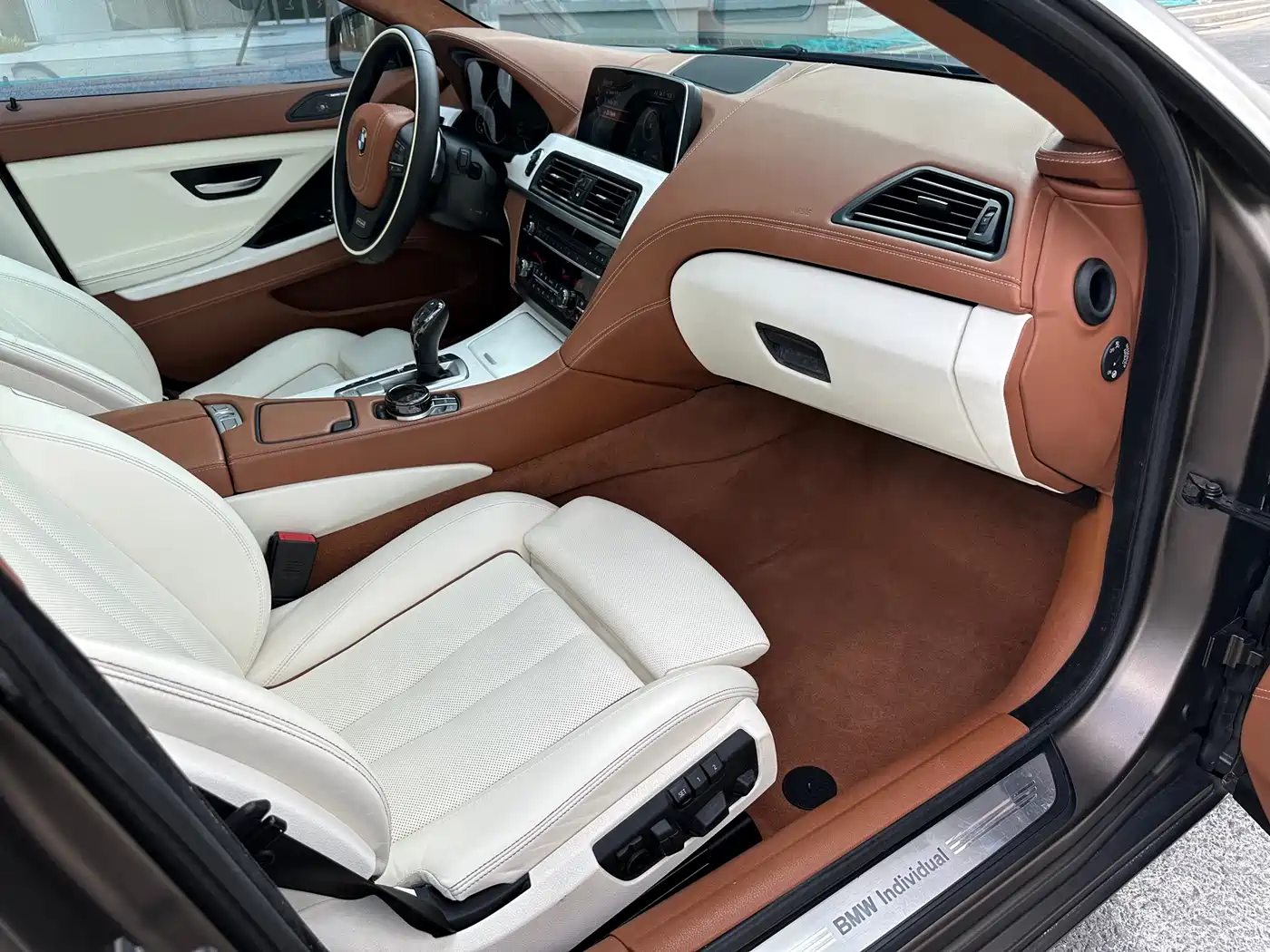 BMW 6 Series 2016 640i xDrive Gran Coupe фото 18