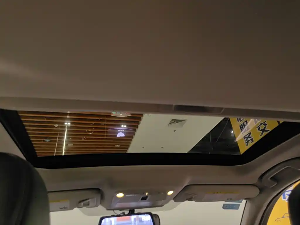 Infiniti Q50L 2018 2018 2.0T Comfort (China VI)