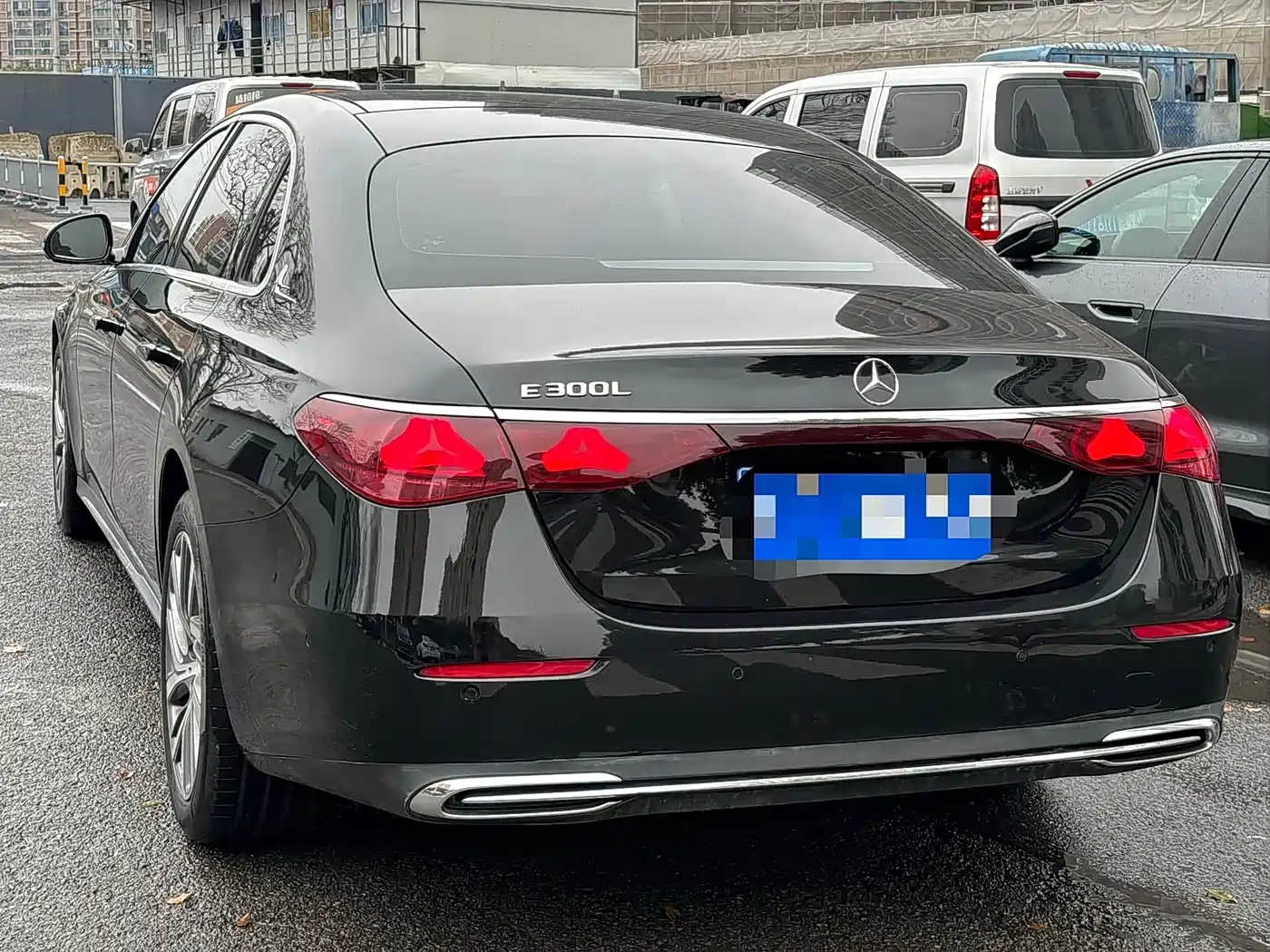 Mercedes-Benz E-Class 2025 E 300 L Fashion фото 22