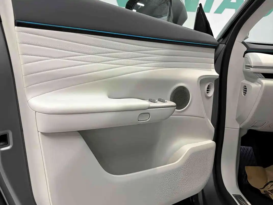 Exeed Exlantix ET 2025 2025 Pure Electric 625 Pro 2WD Urban Assist