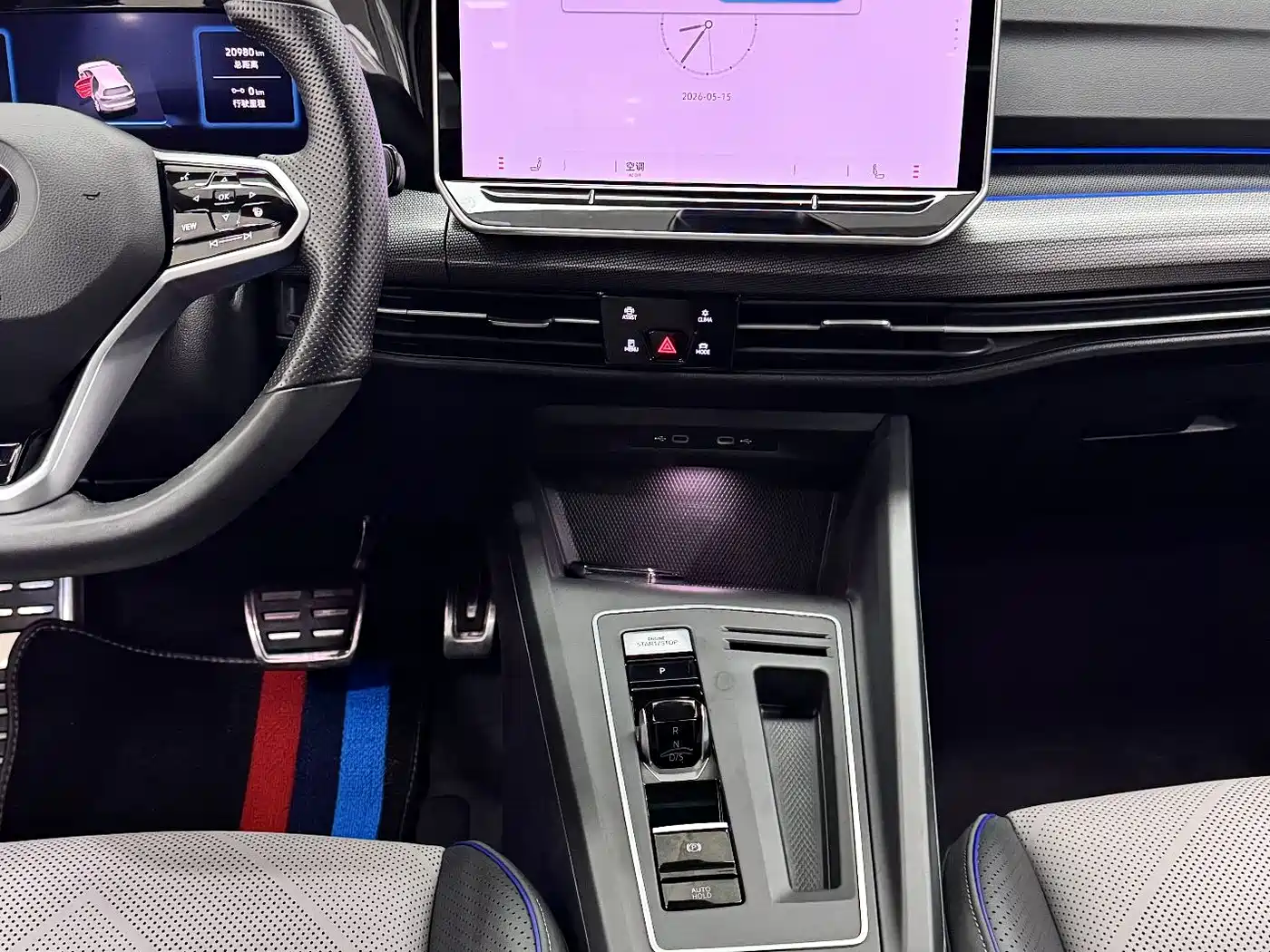 Volkswagen Golf 2023 Model 280TSI DSG R-Line фото 9