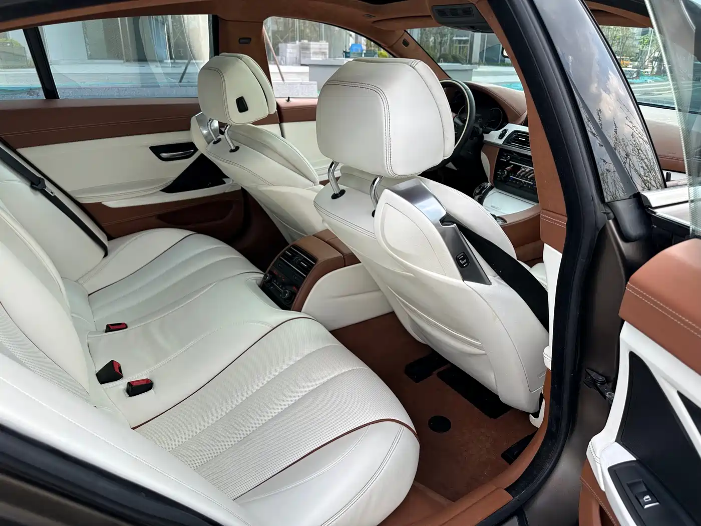 BMW 6 Series 2016 640i xDrive Gran Coupe фото 39