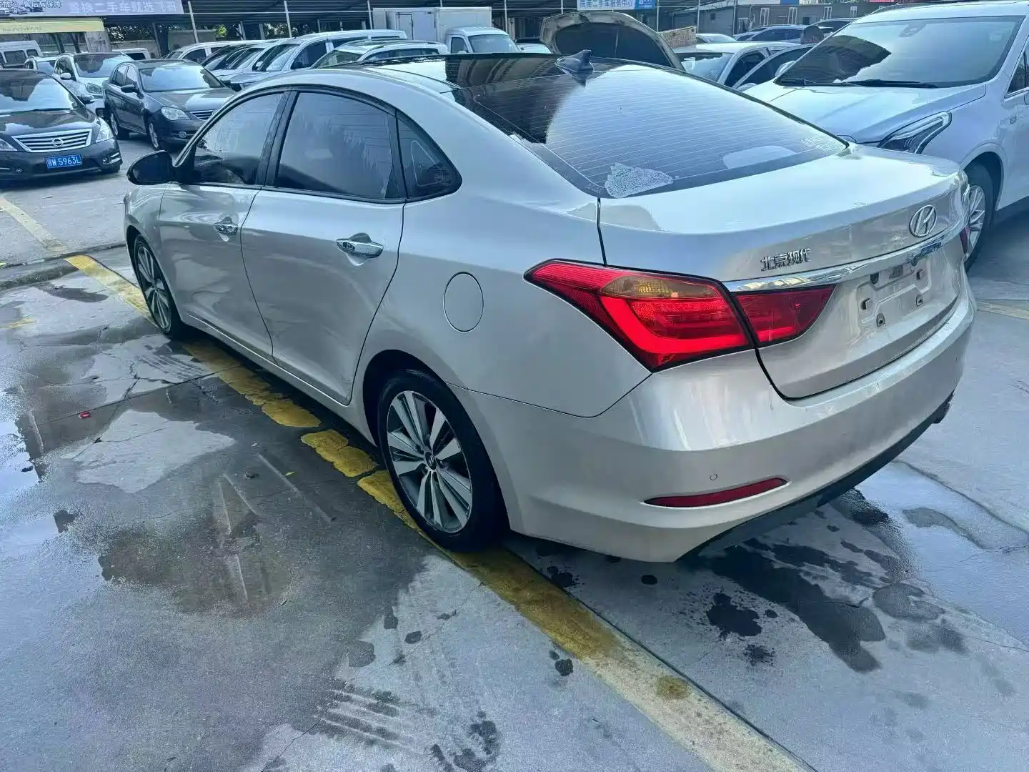 Фото 9 - Hyundai Mistra