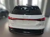 Фото 8 - Audi Q5 e-tron