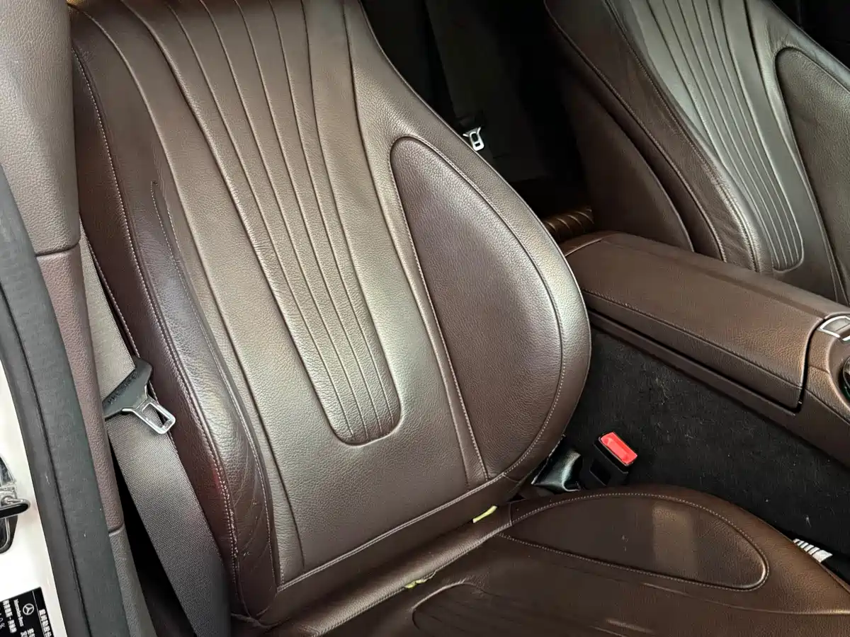 Mercedes-Benz CLS 2018 CLS 300 Dynamic фото 11