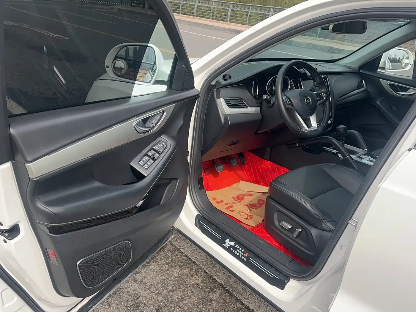 Zotye SR7 2016 2016 1.5T Manual Magic Cube Heart Edition China IV