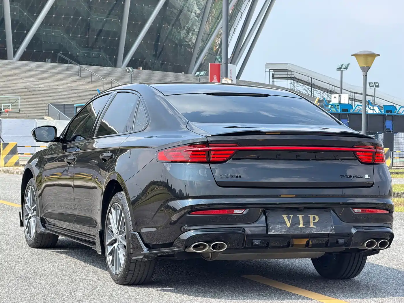 Фото 35 - Geely Preface