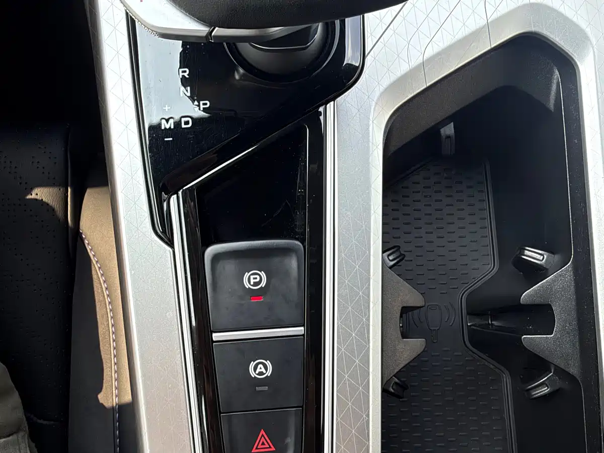 Фото 28 - Geely Preface