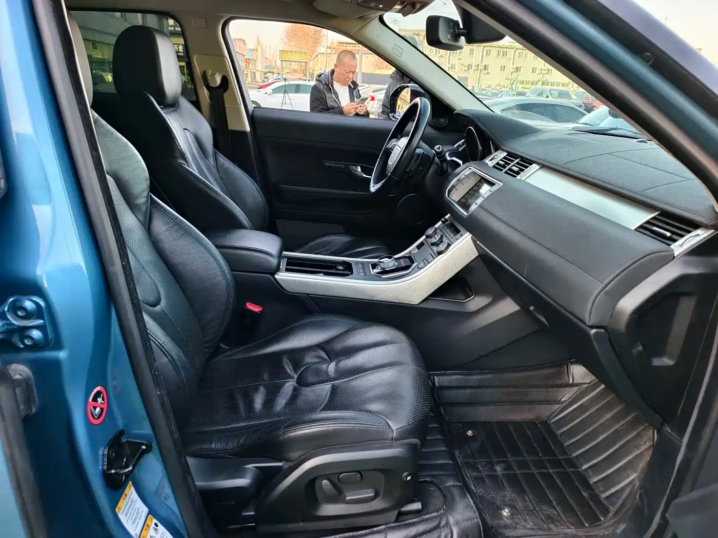 Land Rover Range Rover Evoque (Import) 2013 2.0T 5-door Dynamic Edition фото 16