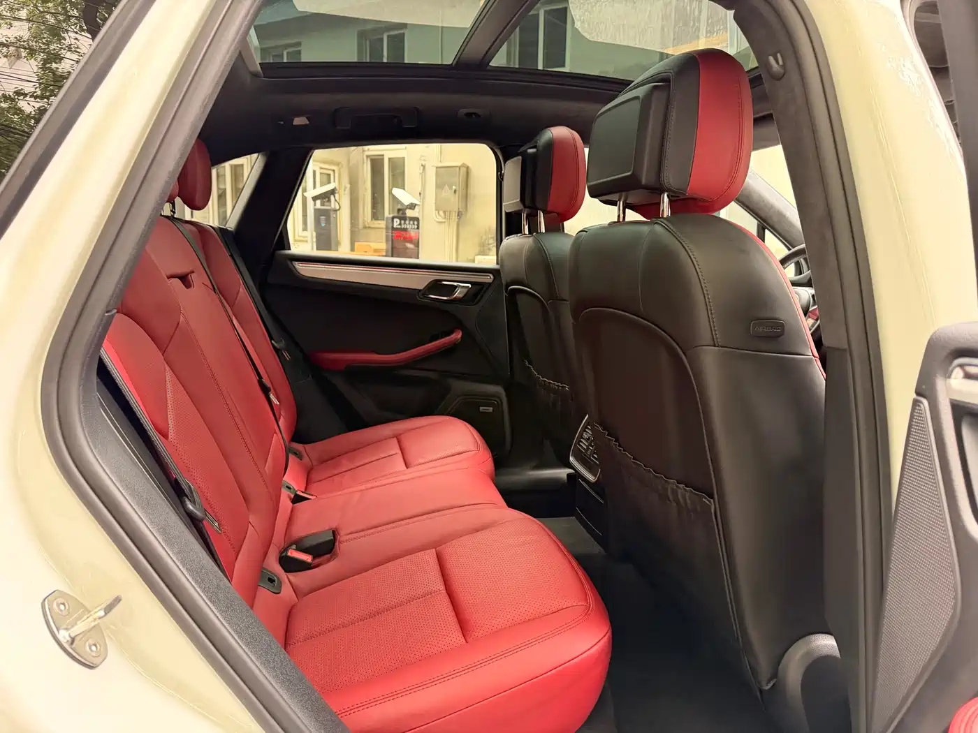 Porsche Macan 2017 Macan Turbo 3.6T фото 11
