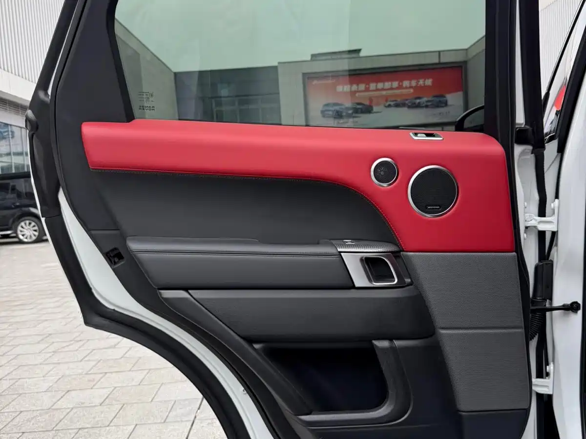 Land Rover Range Rover Sport 2020 3.0 L6 HSE DYNAMIC фото 13