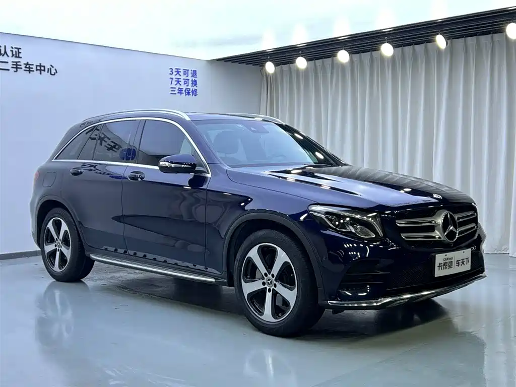 Mercedes-Benz GLC 2018 GLC 260 4MATIC Luxury фото 2