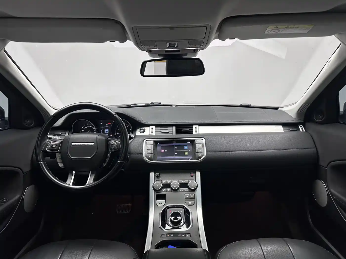Land Rover Range Rover Evoque 2018 240PS PURE Trend фото 13
