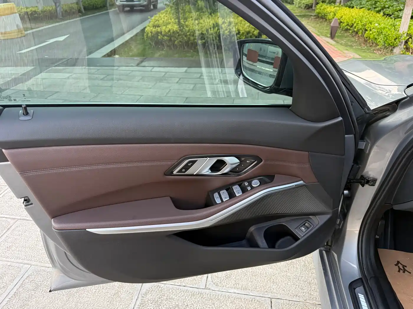 BMW 3 Series 2023 325Li M Sport Package фото 17