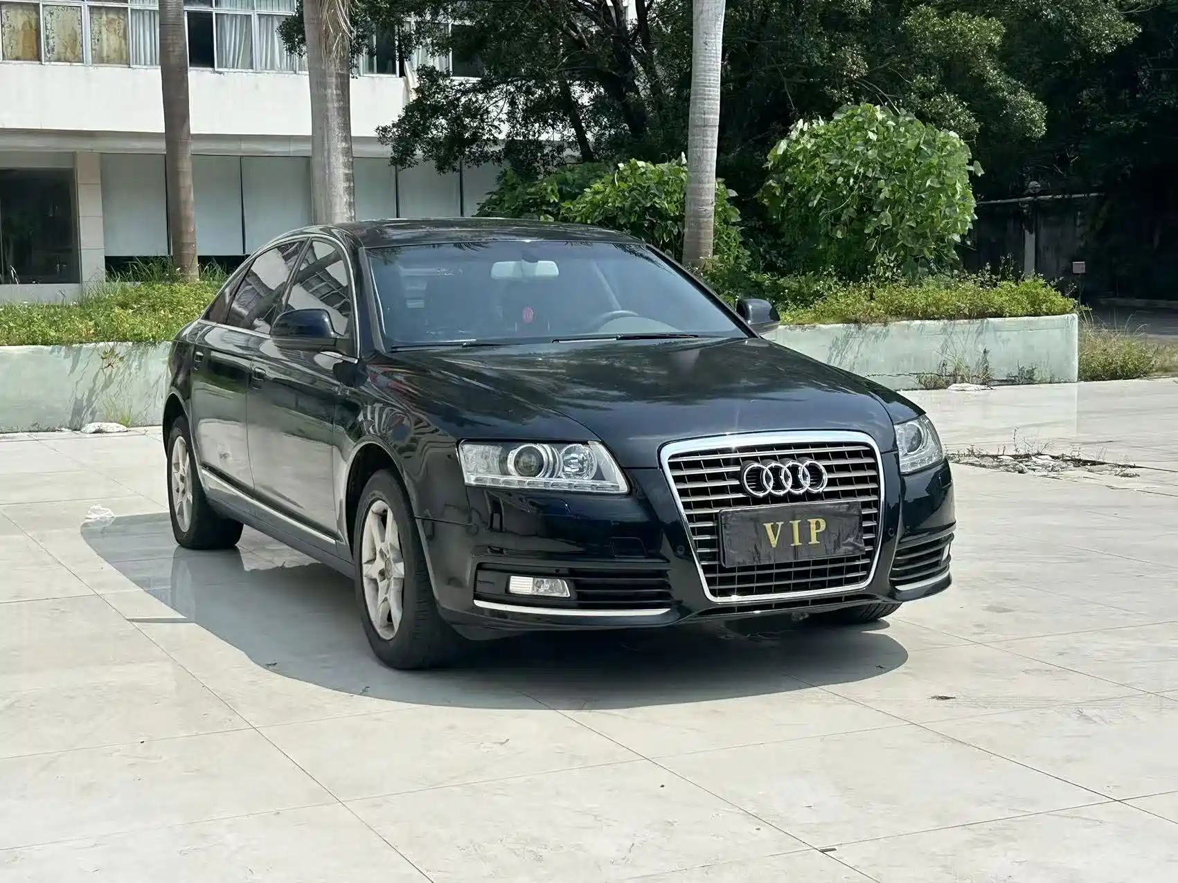 Фото 3 - Audi A6L