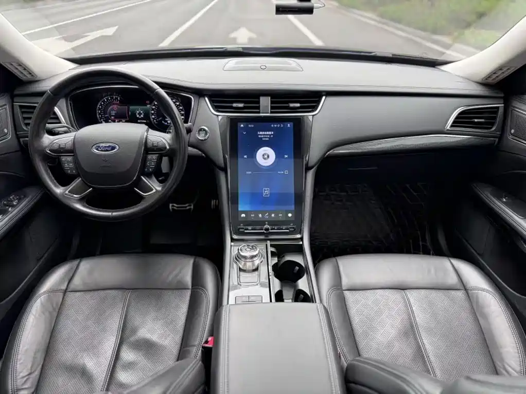 Ford Taurus 2021 2019 EcoBoost 245 Premium Edition