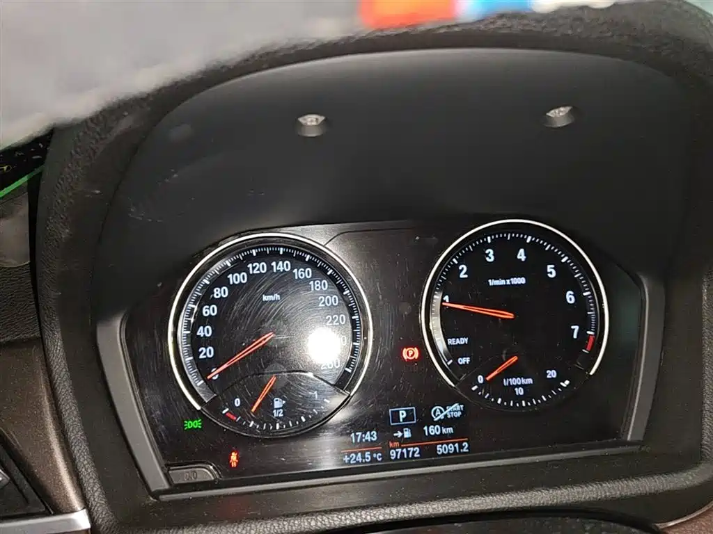 BMW X1 2019 sDrive18Li Premium Model фото 12