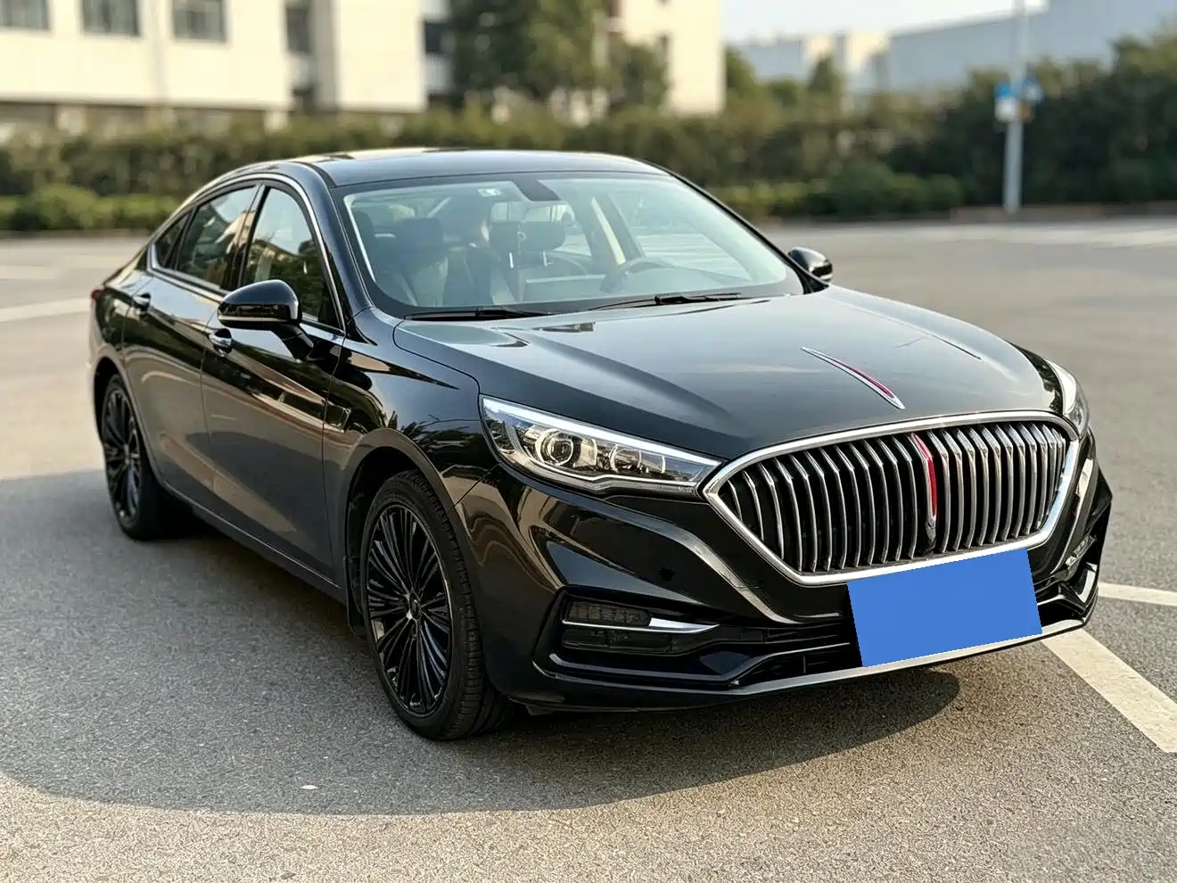 Photo 3 - Hongqi H5
