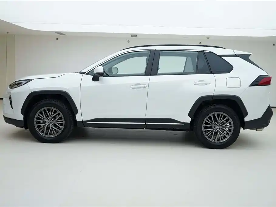 Toyota Wildlander 2023 2.0L CVT FWD Luxury PLUS фото 3