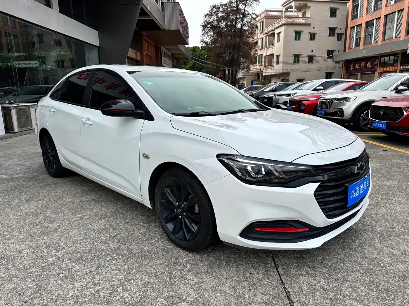 Chevrolet Monza 2019 Redline 320T DCT Joy Edition China VI фото 3