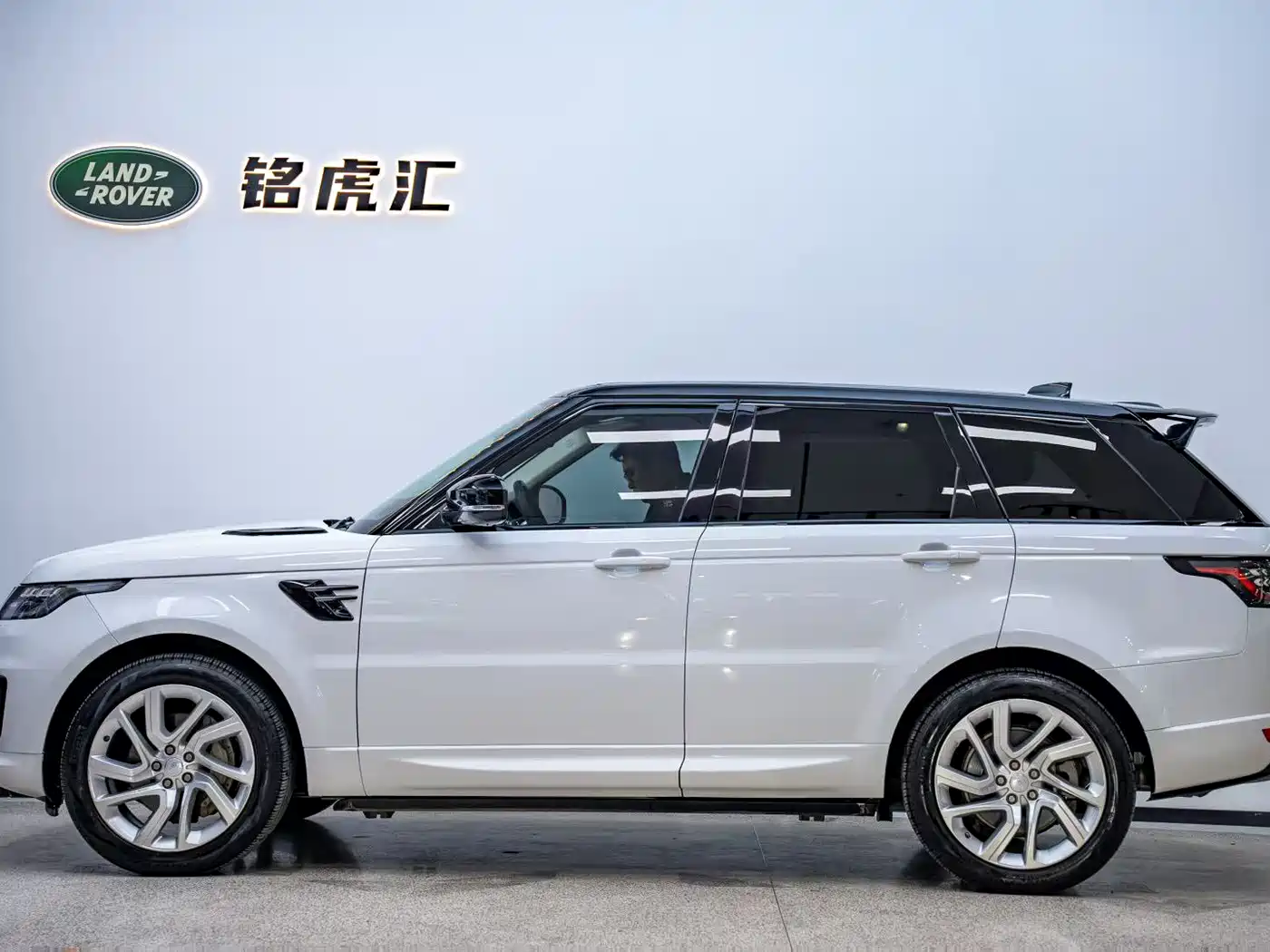 Land Rover Range Rover Sport 2020 3.0 L6 HSE DYNAMIC фото 7